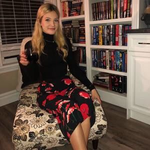 Meet your Posher, Abby